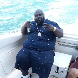 Meet your Posher, Ike